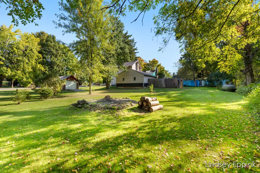 13764 W Ave E Vicksburg, MI 49097