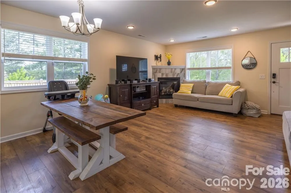 101 Towne Place Clyde, NC 28721