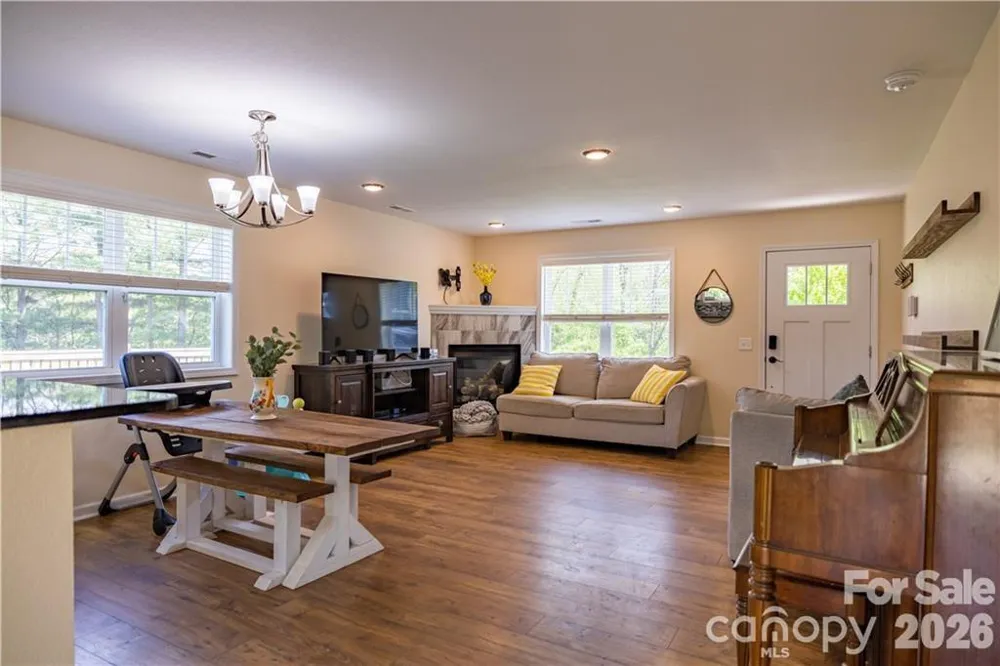 101 Towne Place Clyde, NC 28721