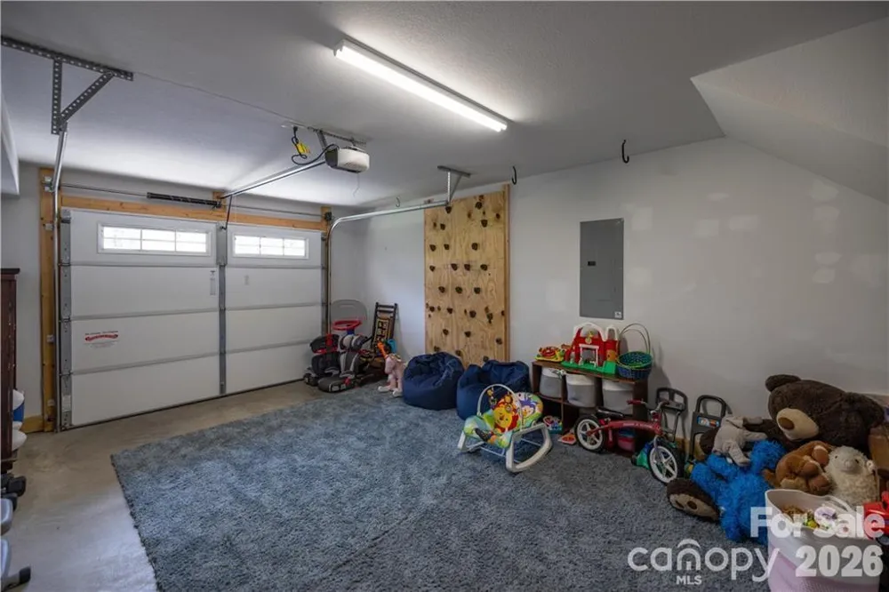 101 Towne Place Clyde, NC 28721