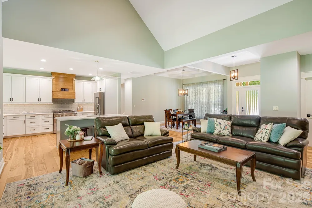 30 Shipman Parkway Flat Rock, NC 28731