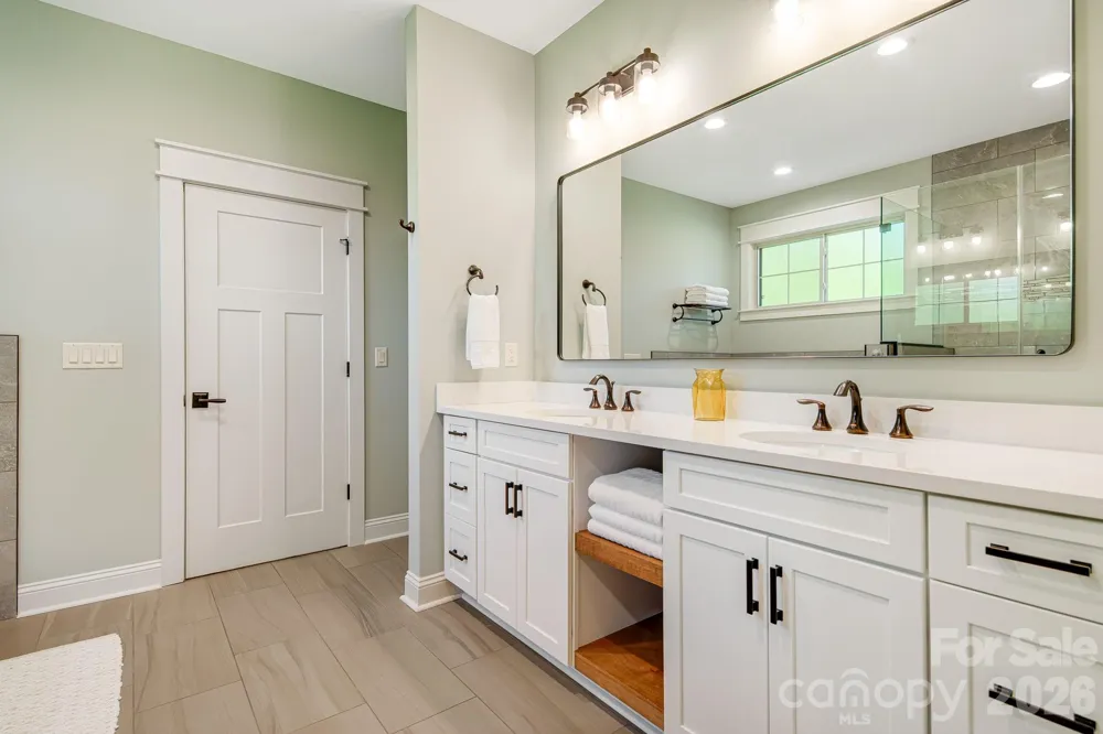 30 Shipman Parkway Flat Rock, NC 28731