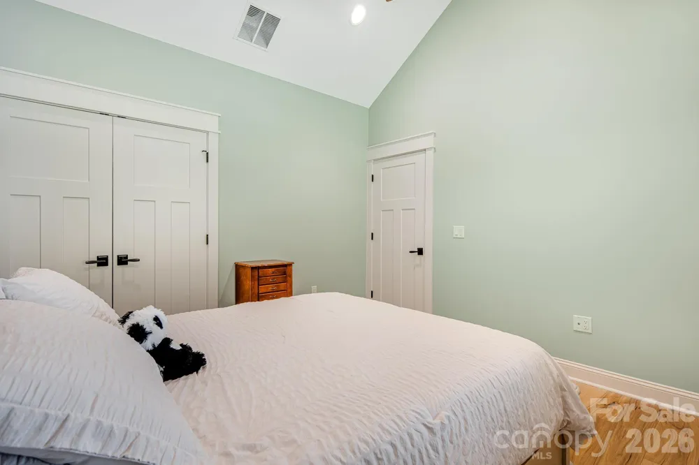 30 Shipman Parkway Flat Rock, NC 28731
