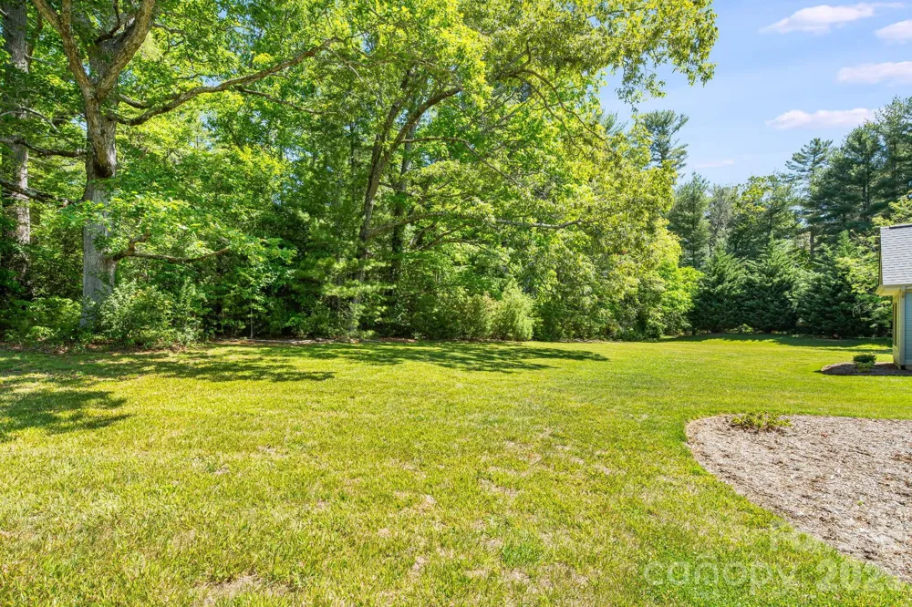 30 Shipman Parkway Flat Rock, NC 28731