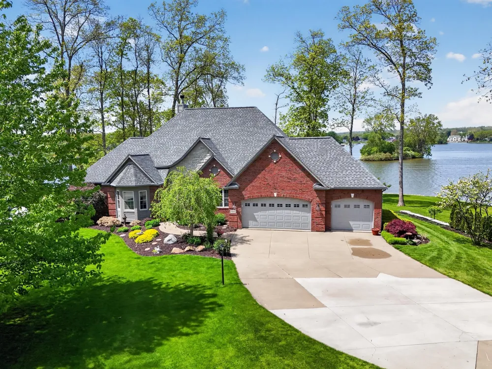 8495 O'Dowling Drive Onsted, MI 49265