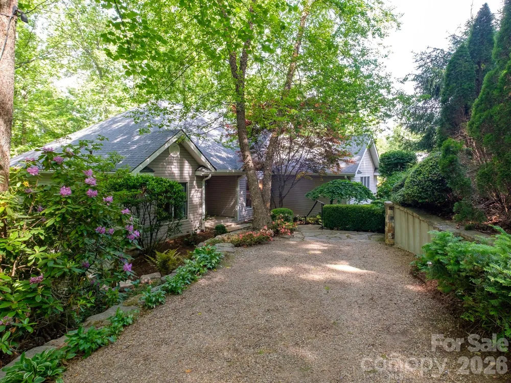 30 Cherokee Trail Fletcher, NC 28732