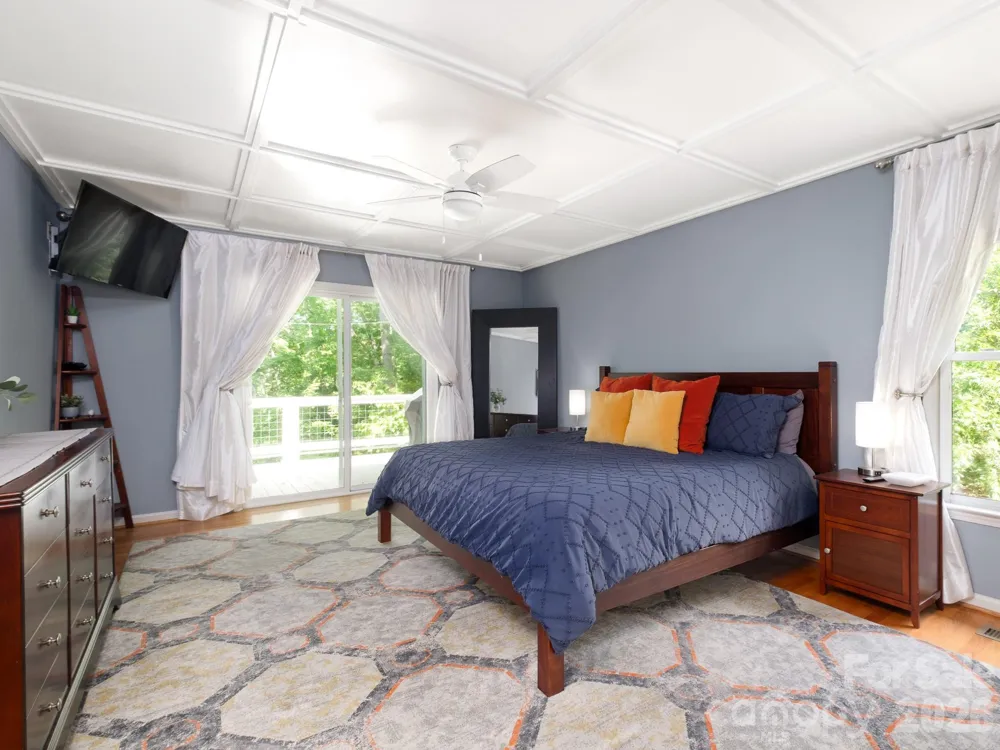 30 Cherokee Trail Fletcher, NC 28732