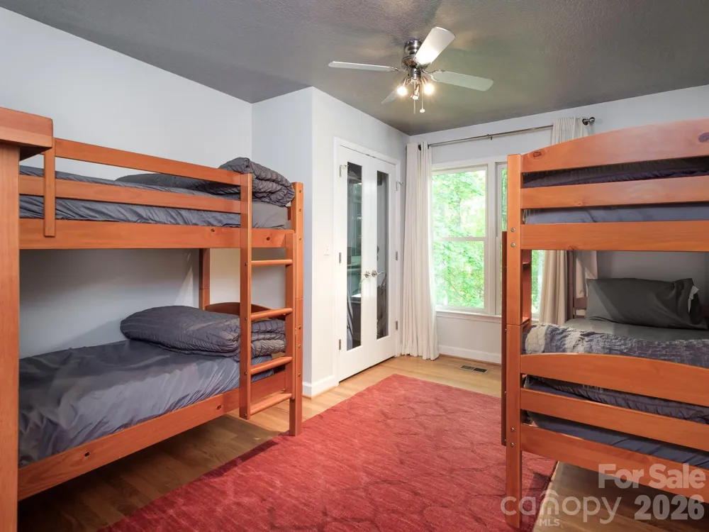 30 Cherokee Trail Fletcher, NC 28732