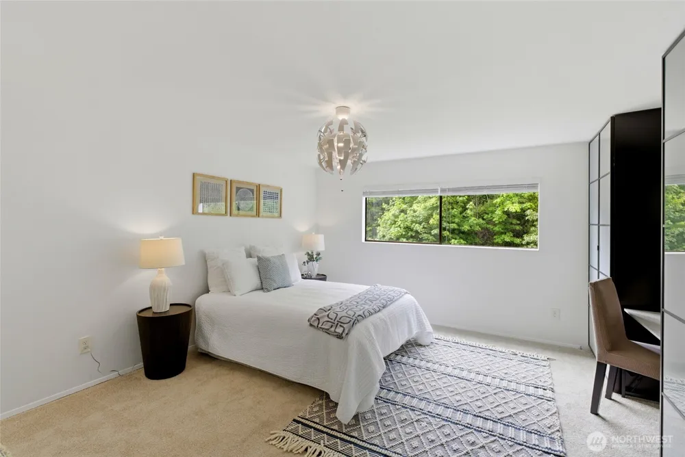 1737 Harbor Avenue #S-306 Seattle, WA 98126