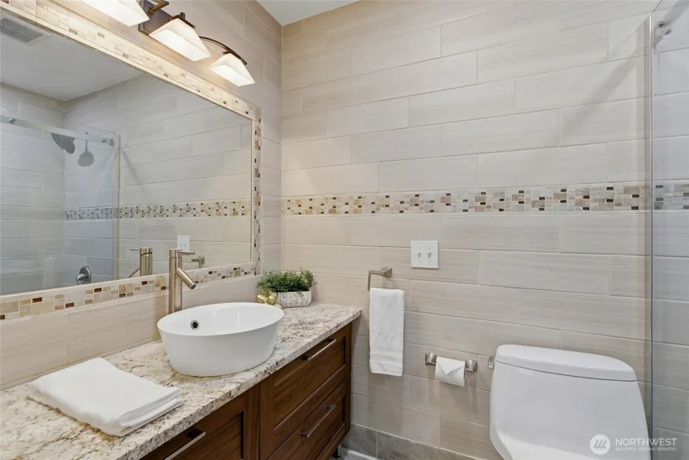 1737 Harbor Avenue #S-306 Seattle, WA 98126