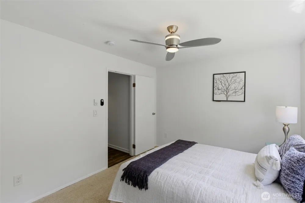 1737 Harbor Avenue #S-306 Seattle, WA 98126