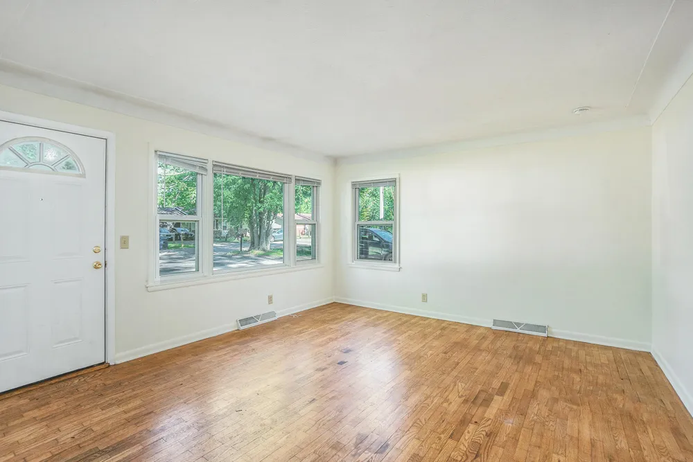 1315 Sutherland Avenue Kalamazoo, MI 49006