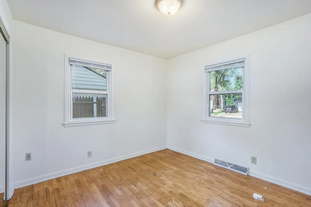 1315 Sutherland Avenue Kalamazoo, MI 49006