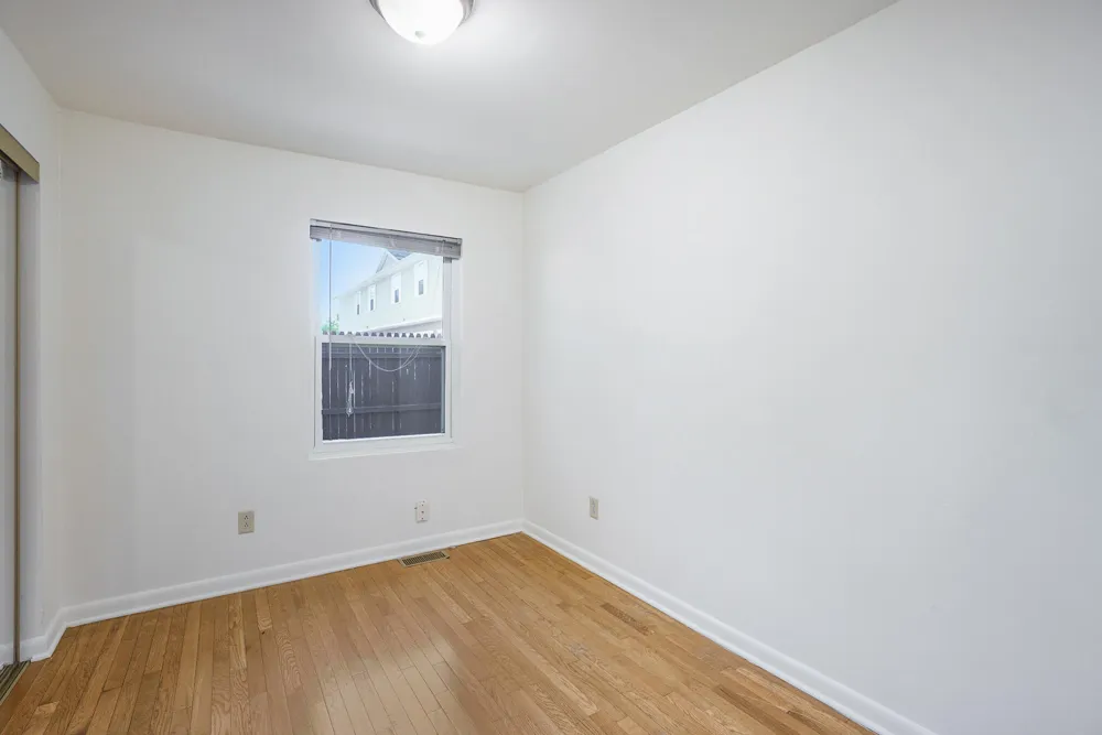 1315 Sutherland Avenue Kalamazoo, MI 49006