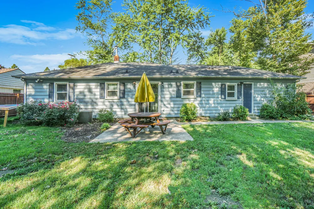 1315 Sutherland Avenue Kalamazoo, MI 49006