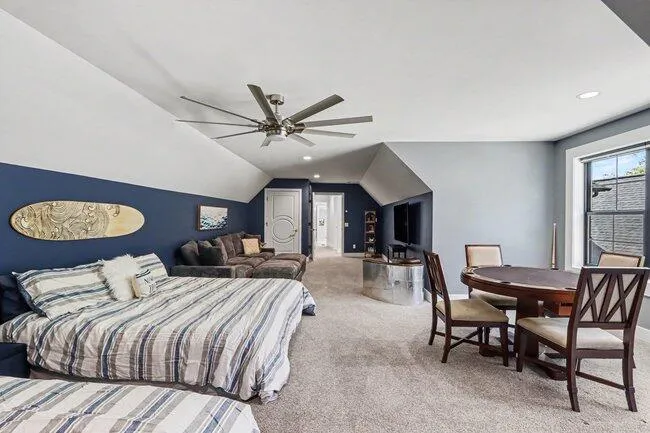 4630 E Gull Lake Drive Hickory Corners, MI 49060