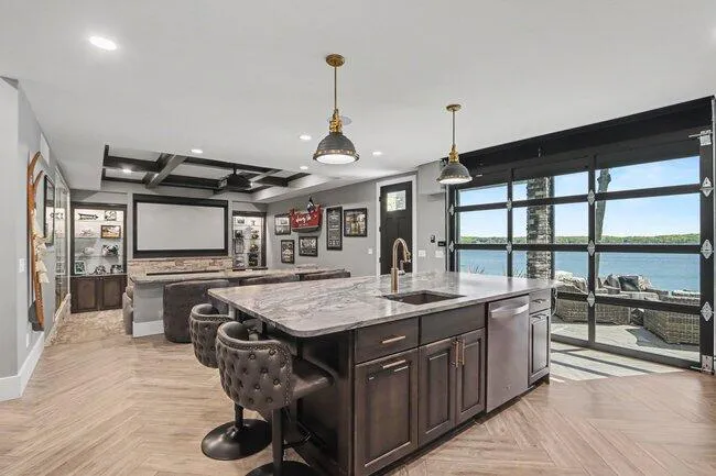 4630 E Gull Lake Drive Hickory Corners, MI 49060