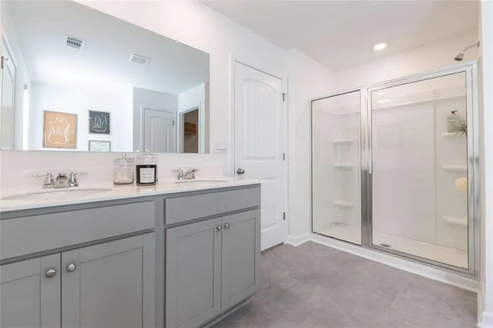 4914 Balsa Point Acworth, GA 30101