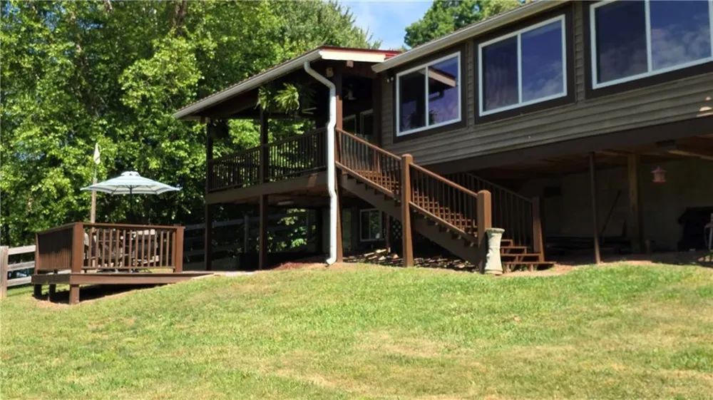 1693 Chatuge Shores Road Hiawassee, GA 30546
