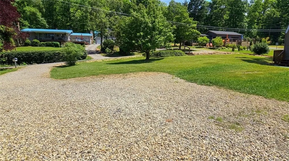 1693 Chatuge Shores Road Hiawassee, GA 30546