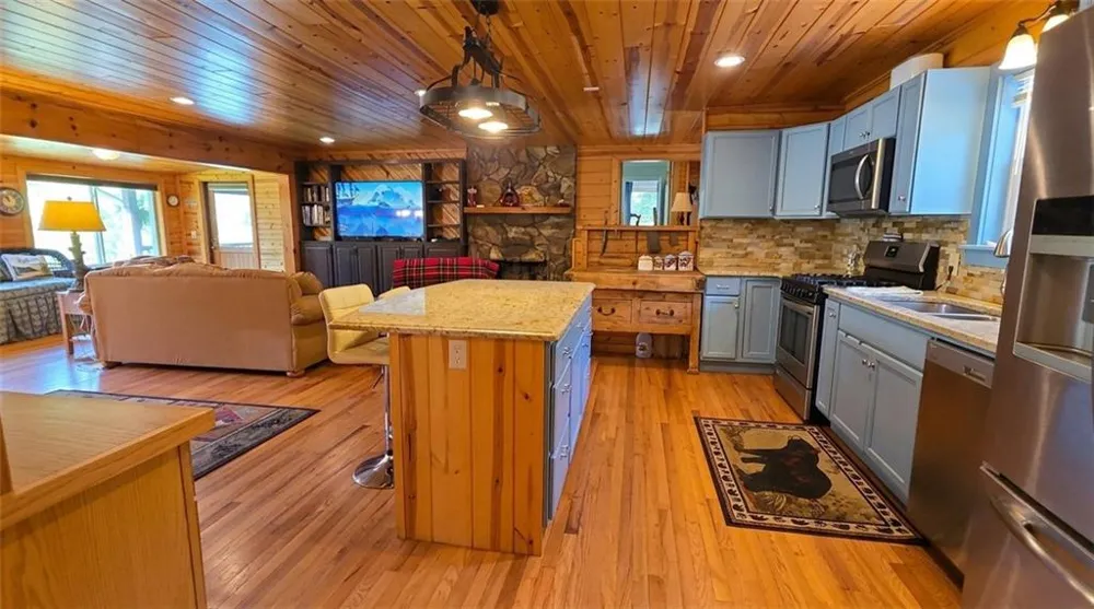 1693 Chatuge Shores Road Hiawassee, GA 30546