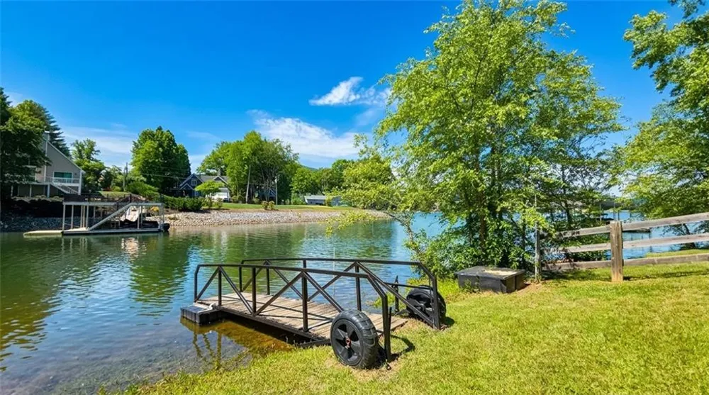 1693 Chatuge Shores Road Hiawassee, GA 30546