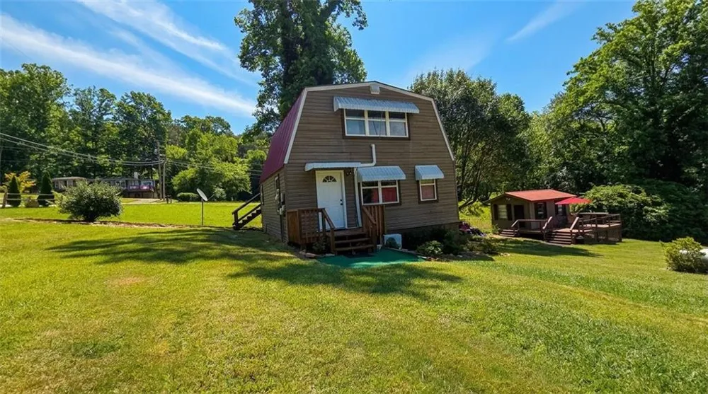 1693 Chatuge Shores Road Hiawassee, GA 30546