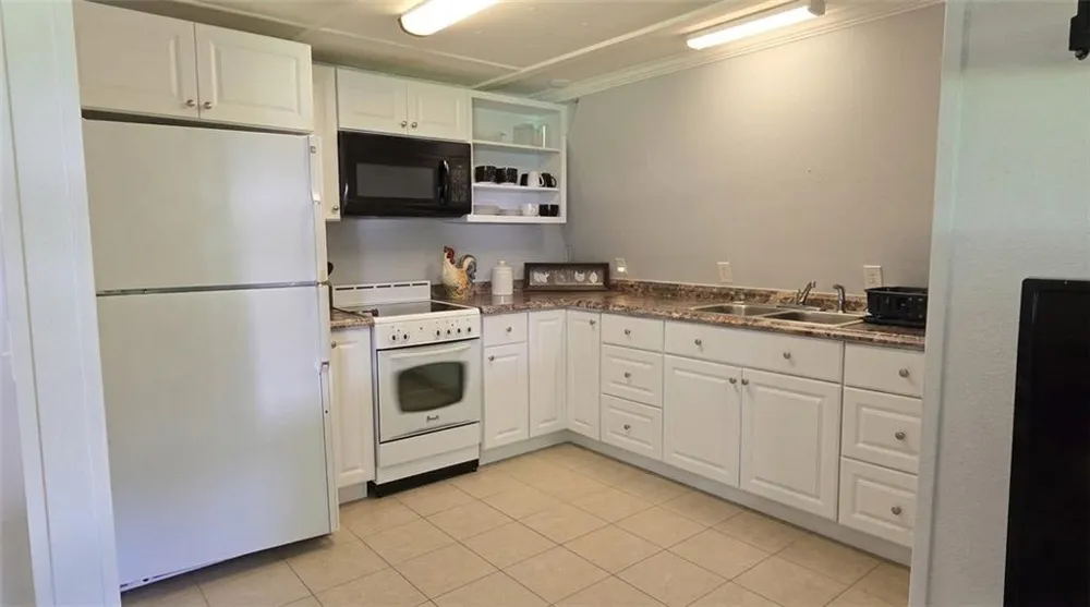 1693 Chatuge Shores Road Hiawassee, GA 30546