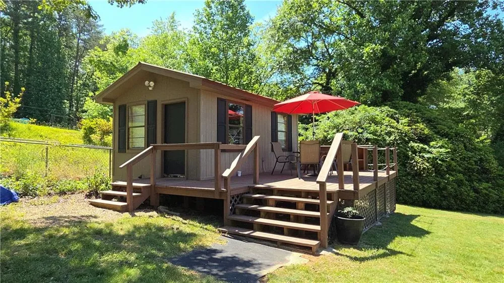 1693 Chatuge Shores Road Hiawassee, GA 30546
