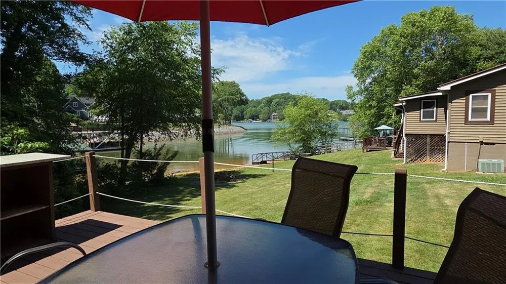 1693 Chatuge Shores Road Hiawassee, GA 30546