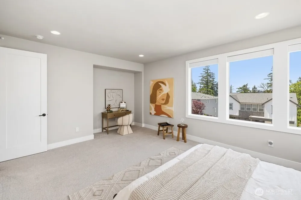 7962 112th Lane SE Newcastle, WA 98056