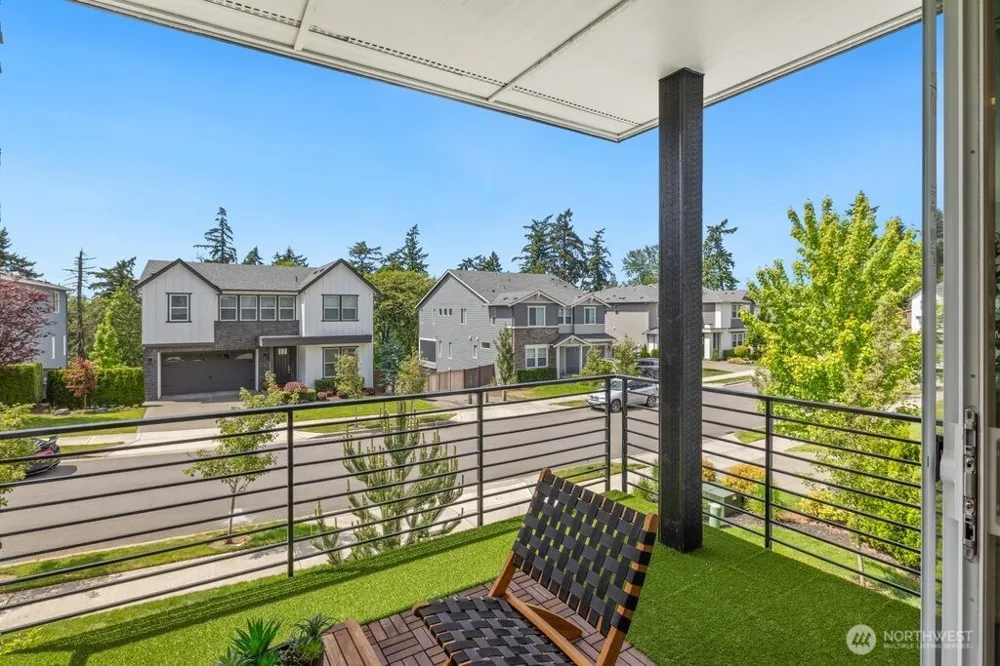 7962 112th Lane SE Newcastle, WA 98056
