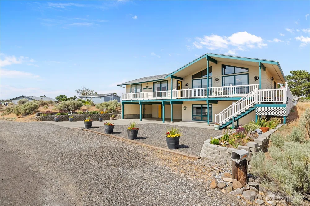 407 Summer Place S Mattawa, WA 99349