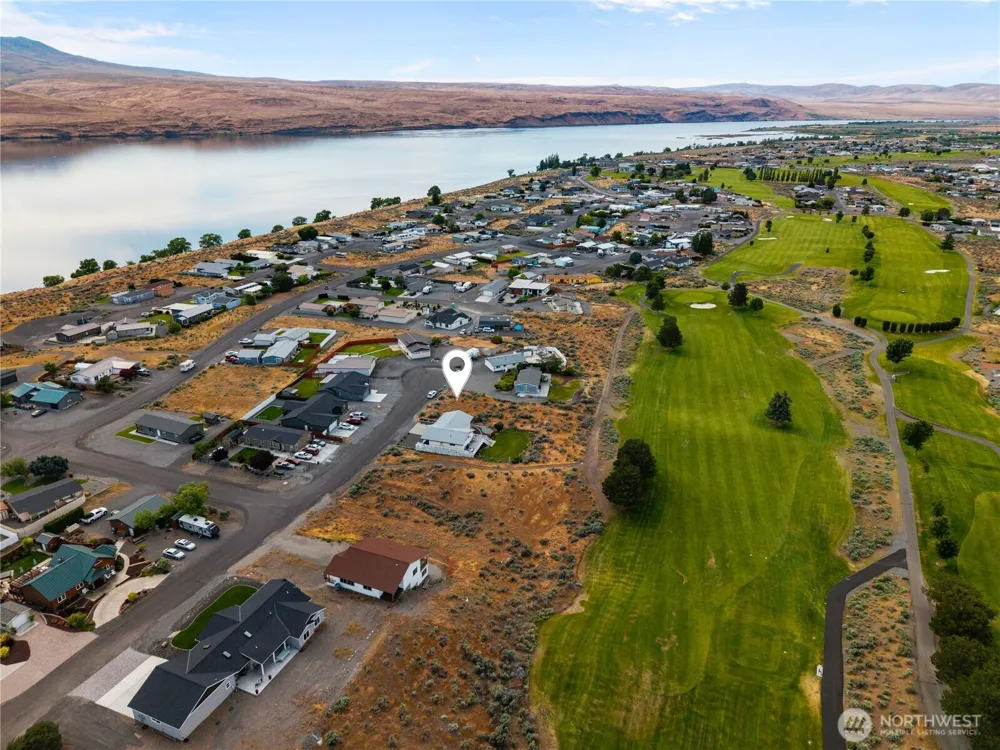 407 Summer Place S Mattawa, WA 99349