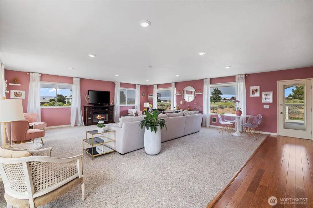 407 Summer Place S Mattawa, WA 99349