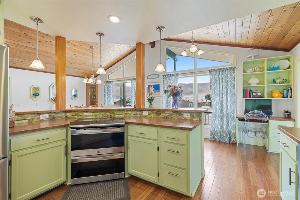 407 Summer Place S Mattawa, WA 99349