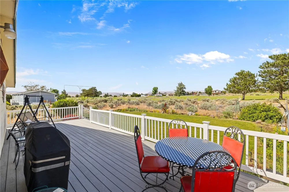 407 Summer Place S Mattawa, WA 99349