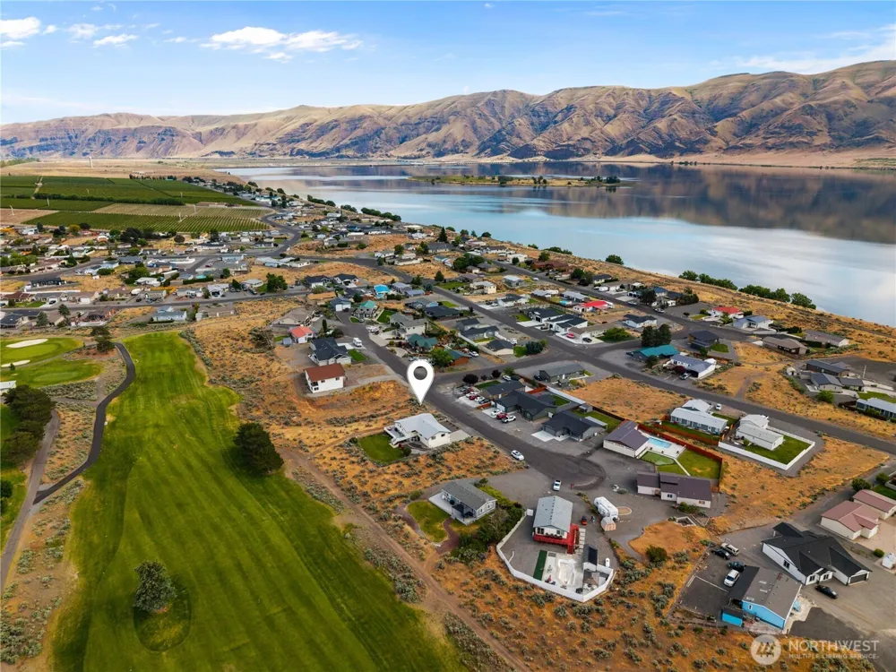 407 Summer Place S Mattawa, WA 99349