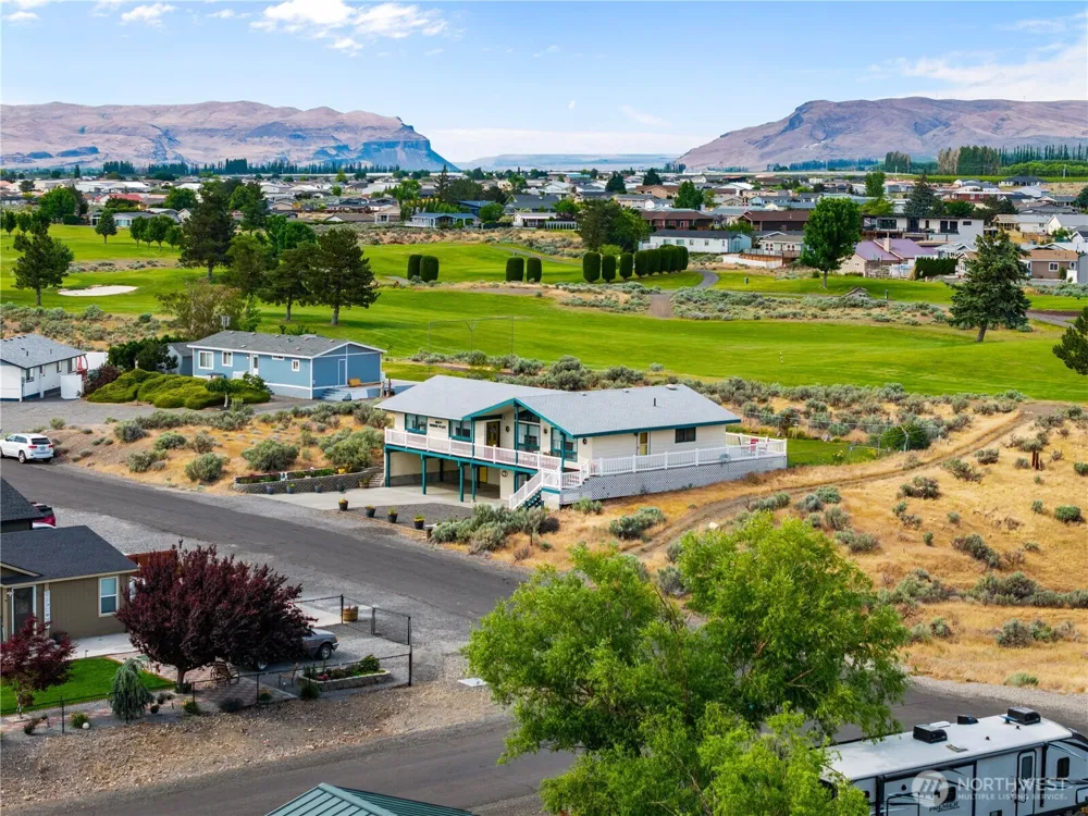407 Summer Place S Mattawa, WA 99349