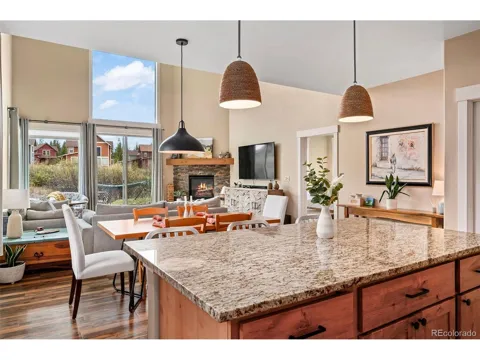 33 Beaver Brook Trail