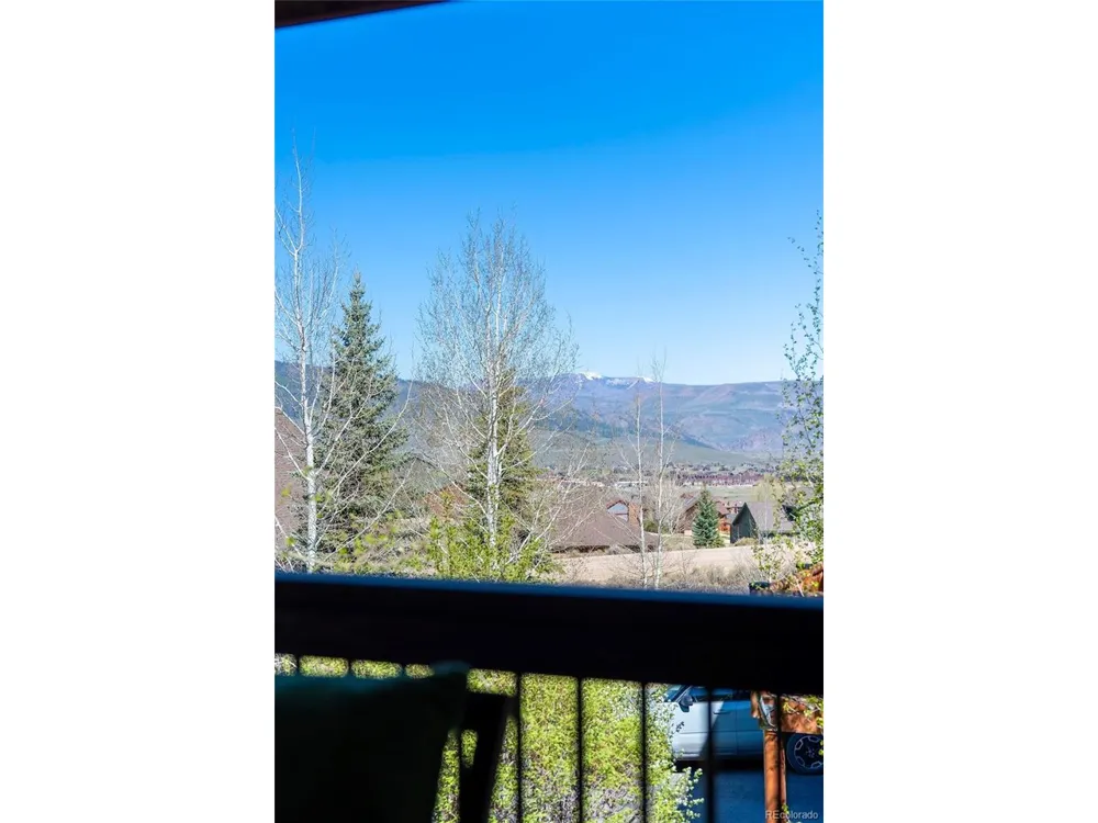 290 Village Road Granby, CO 80446