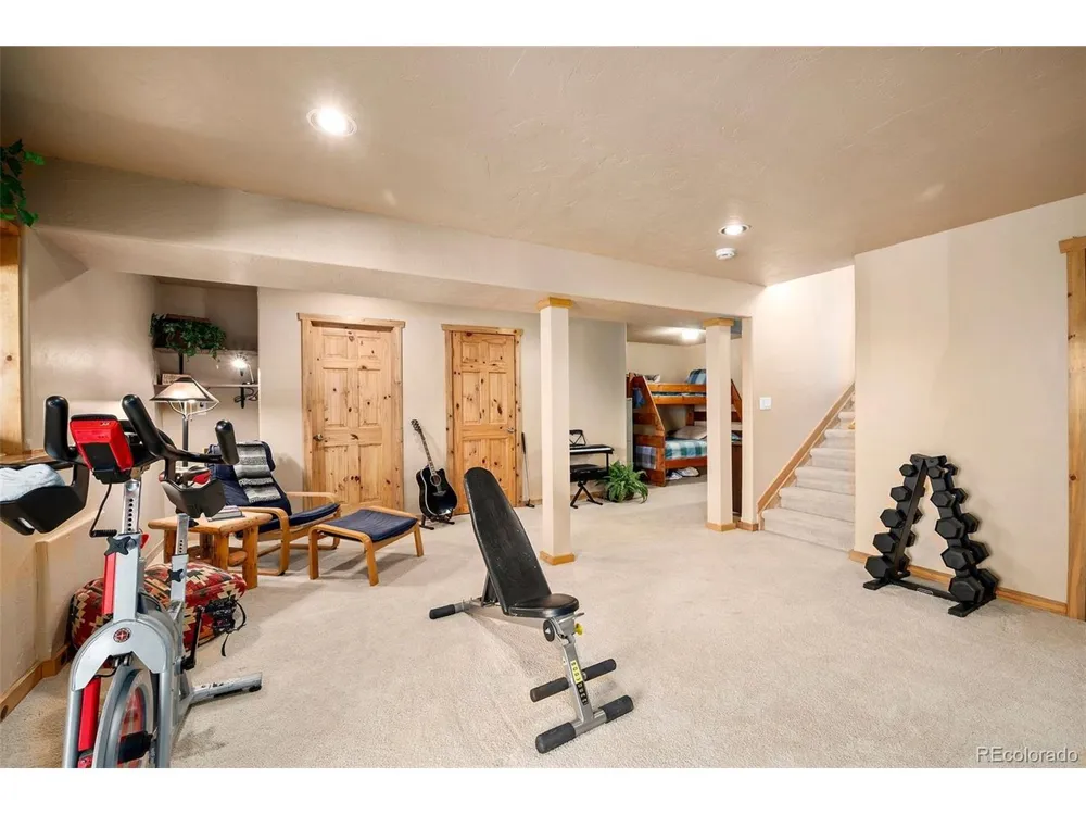290 Village Road Granby, CO 80446