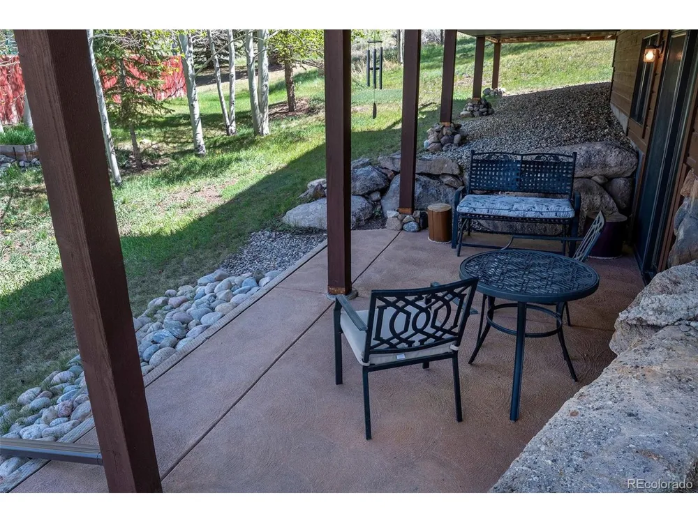 290 Village Road Granby, CO 80446