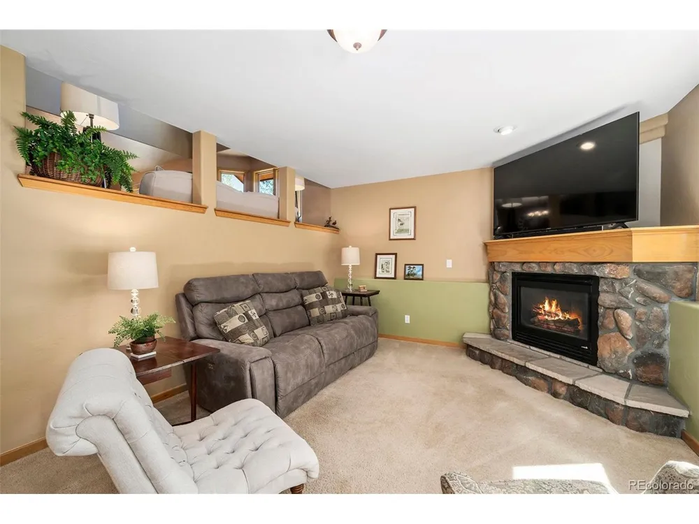 290 Village Road Granby, CO 80446