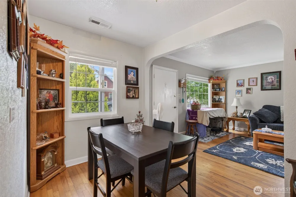 102 Nelson Avenue Kelso, WA 98626