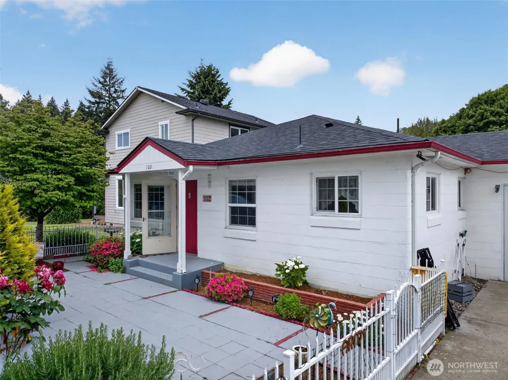 102 Nelson Avenue Kelso, WA 98626