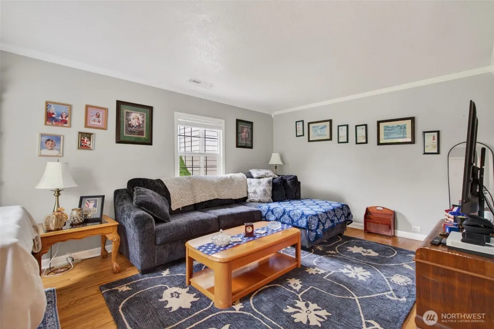 102 Nelson Avenue Kelso, WA 98626