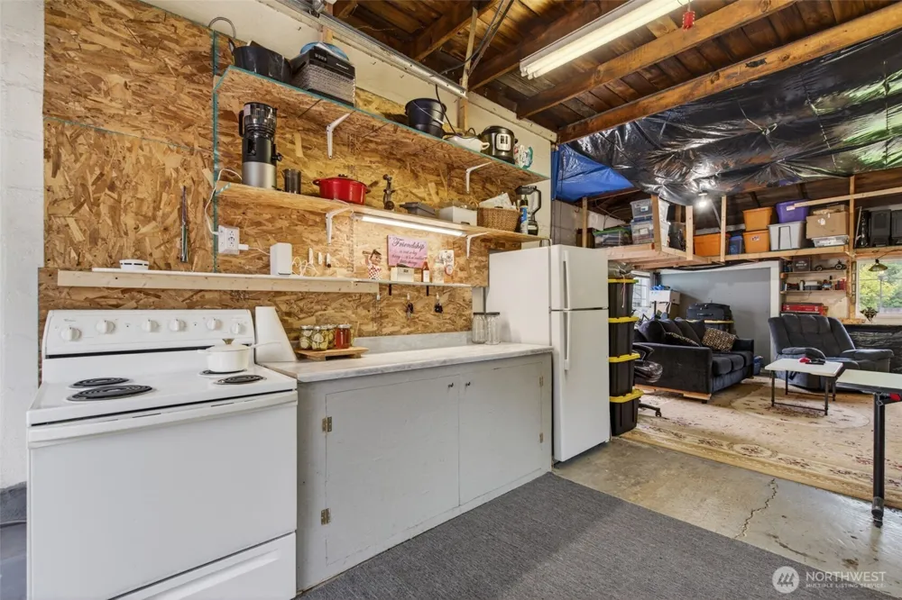 102 Nelson Avenue Kelso, WA 98626