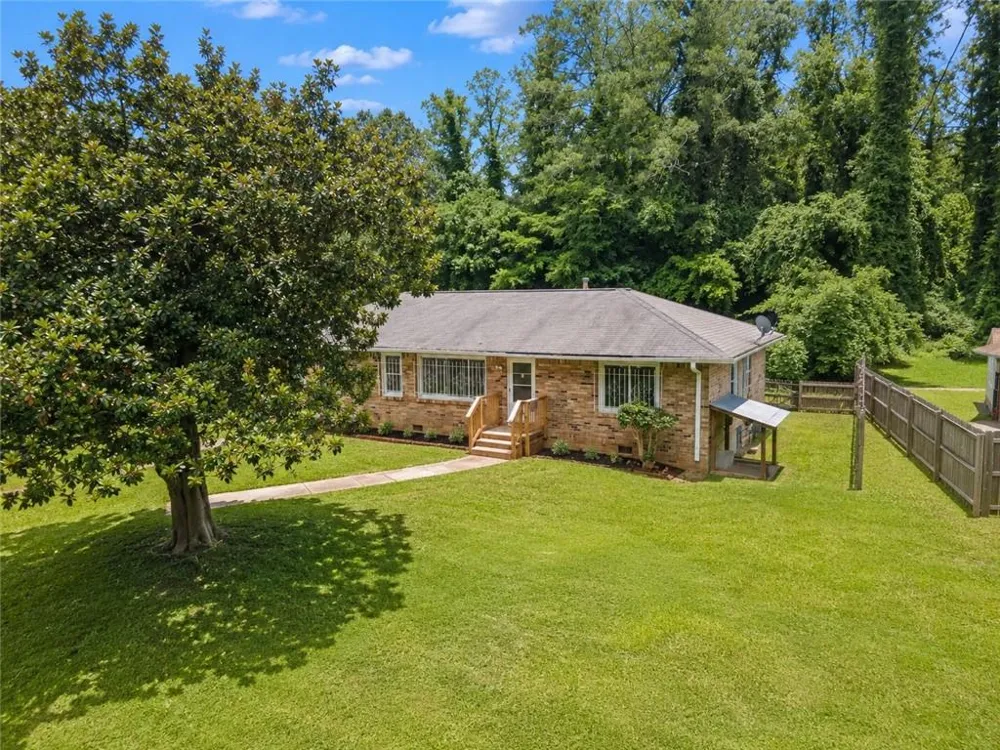 1189 Rock Cut Road Forest Park, GA 30297
