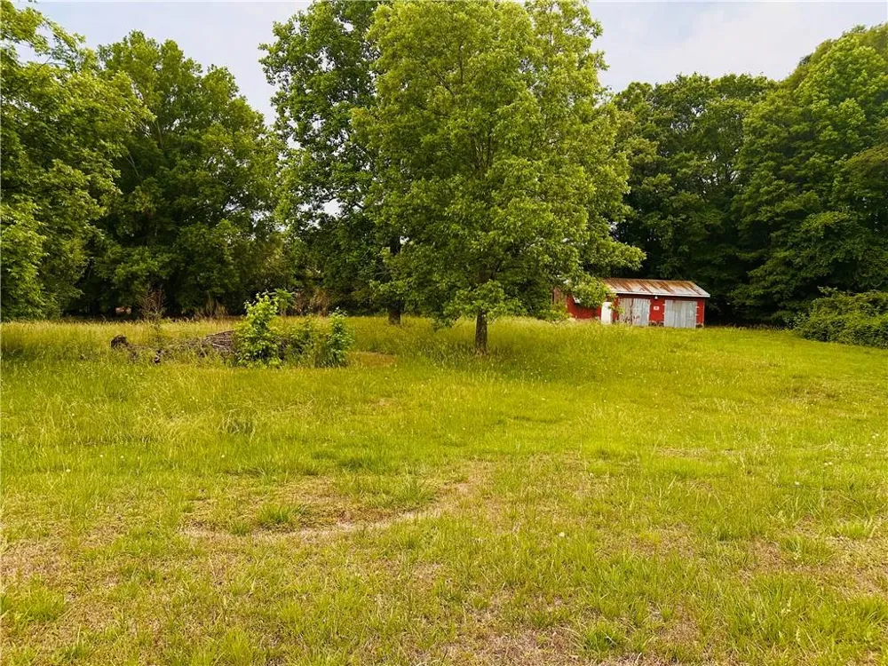6485 Highway 124 W Hoschton, GA 30548